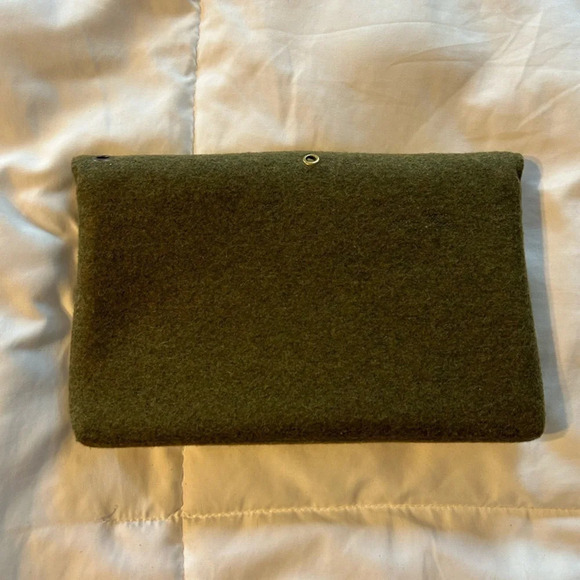 Shiraleah Chicago Felted Clutch Olive Green - Picture 2 of 8